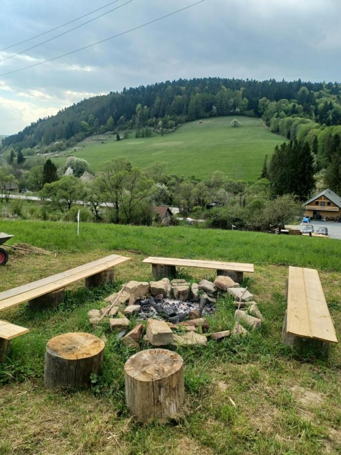 Hotel Lesny Dzban Komańcza Exterior foto